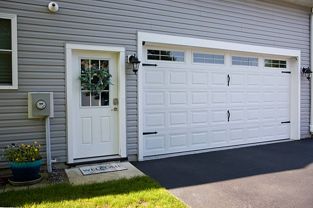 24/7 Emergency Garage Door Panel Replacement experts in Kings Mountain, NC